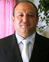 El pastor Saul Carranza